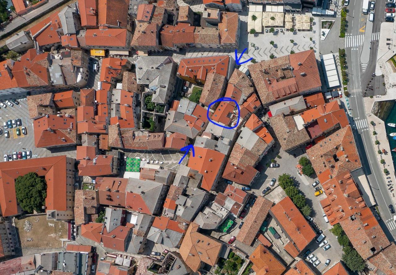 Rote Zora Daire Senj  Dış mekan fotoğraf